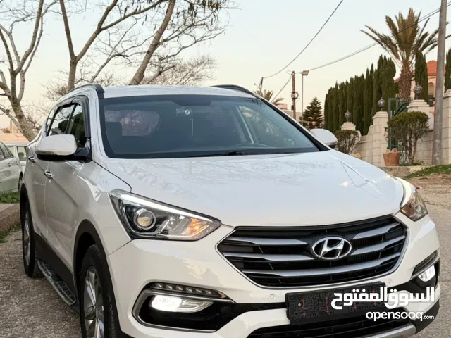 بحالة الوكالة hyundai santa fe  2016