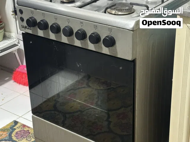 للبيع بوتاجاز 4 عيون بحالة جيدة