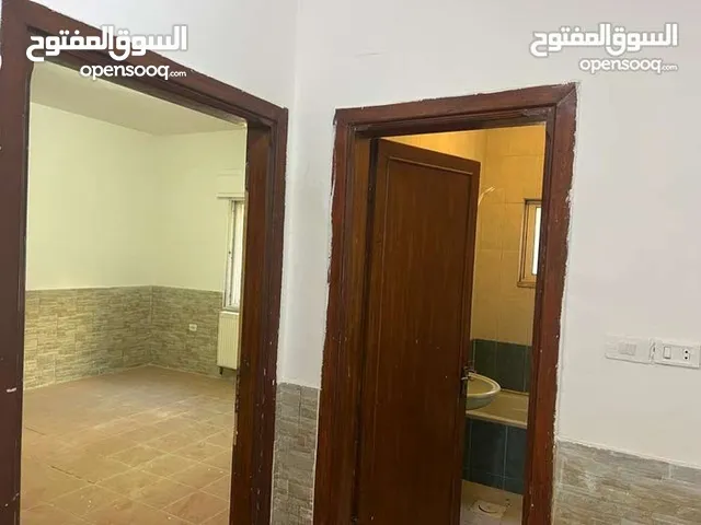 171 m2 3 Bedrooms Apartments for Sale in Amman Deir Ghbar