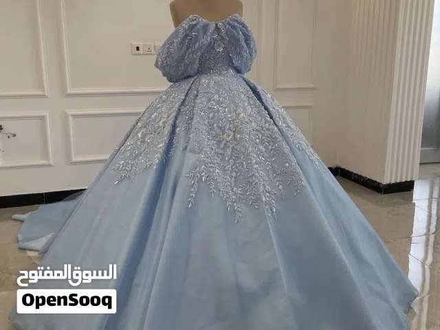 فستان زفاف