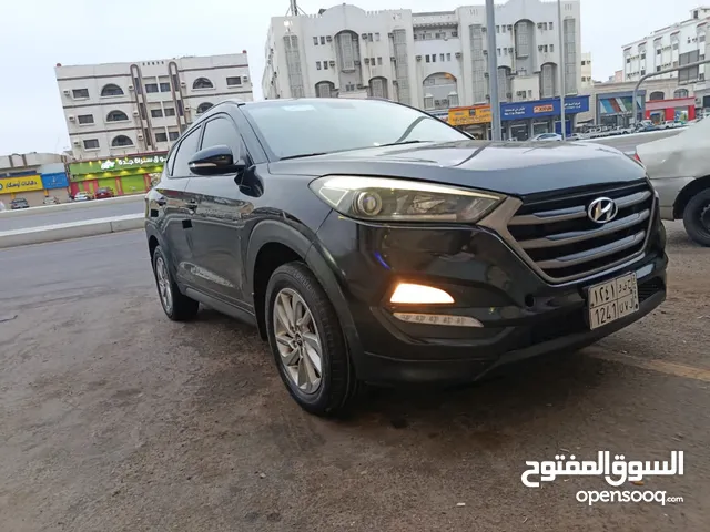 توسان عائلية موديل 2017