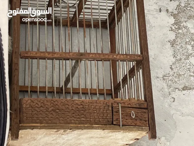 اقفاص خشب نظاف بحاله ممتازه للبيع