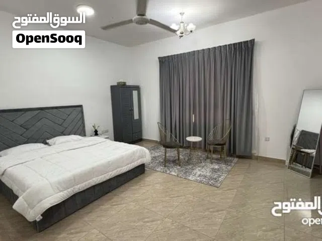 غرف للايجار اليومي في الموالح خلف جامع الاسلام بالقرب من المستشفى العسكري بسعر يناسب الجميع.