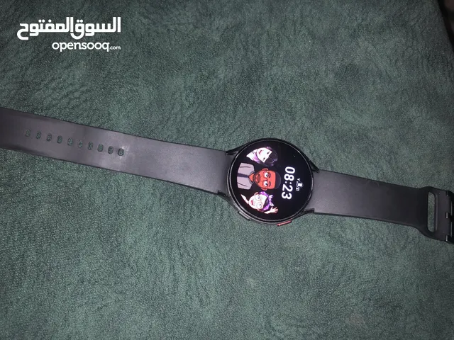 ساعة سامسونج بحالة ممتازة جدا للبيع مستعجل  galaxy watch 4 44m