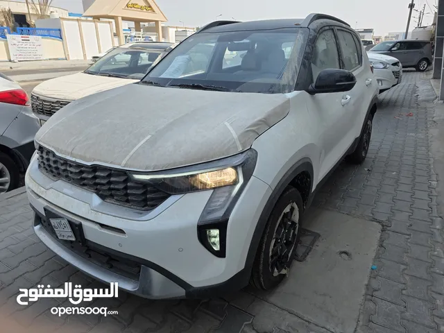 السلام عليكم للبيع في البصره كيا سونيت متوفر الالوان ابيض واحمر و زيتوني و رمادي