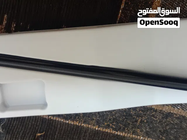 هذا قلم Samsung S Pen مصمم لطرازات Galaxy S Ultra، ويتميز بدقة عالية يتوافق مع S24 Ultra و S23 Ultra