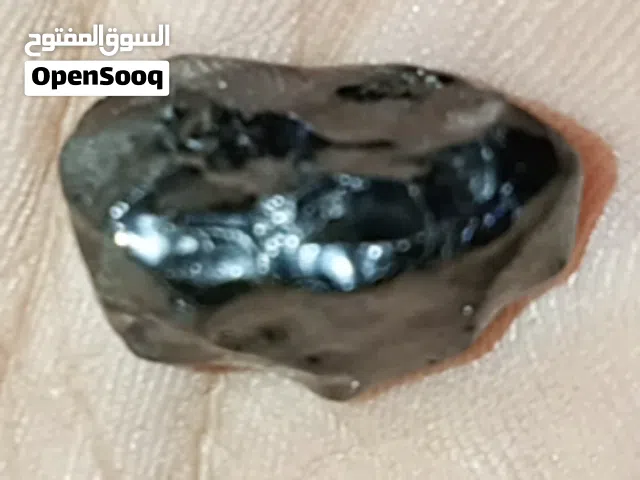 ماس اسود خام طبيعي.