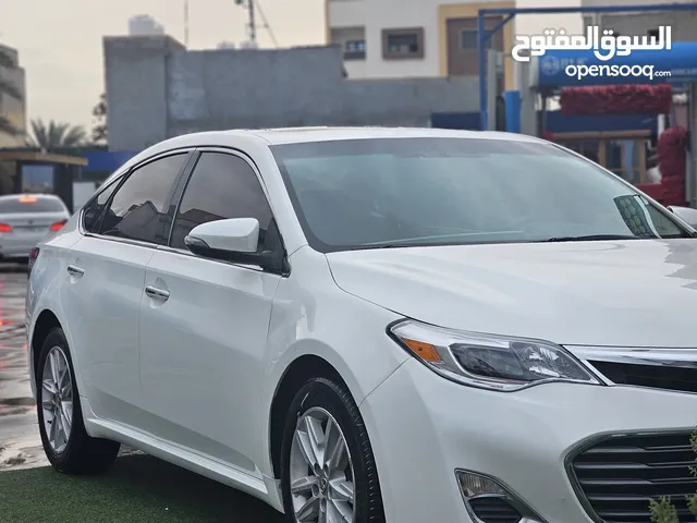 Used Toyota Avalon in Tripoli