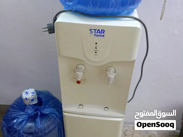 السلام عليكم كولر ماء بحال الوكاله شغال بارد فقط الحامي فصل لحاله للبيع20ينار اربد شارع القدس
