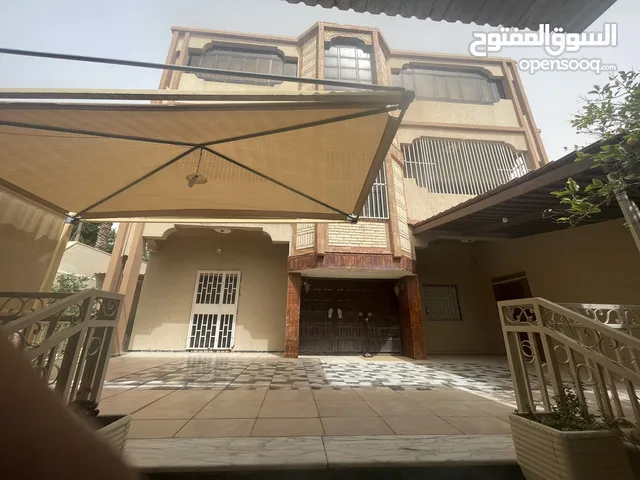 180 m2 More than 6 bedrooms Townhouse for Sale in Tripoli Al-Sabaa
