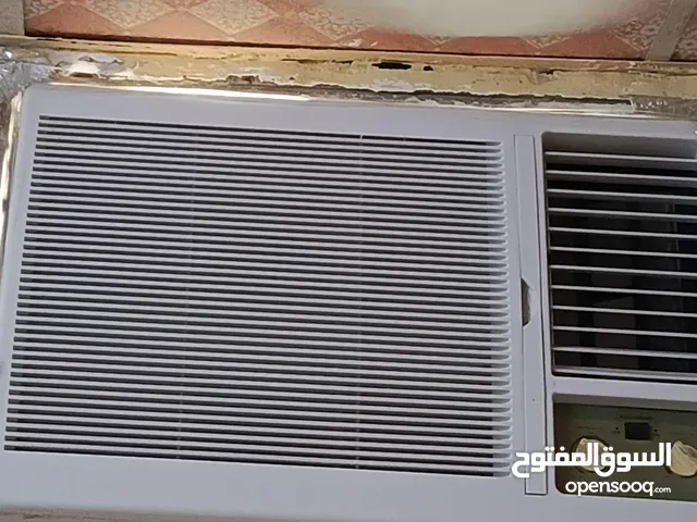 Other 1.5 to 1.9 Tons AC in Sharjah