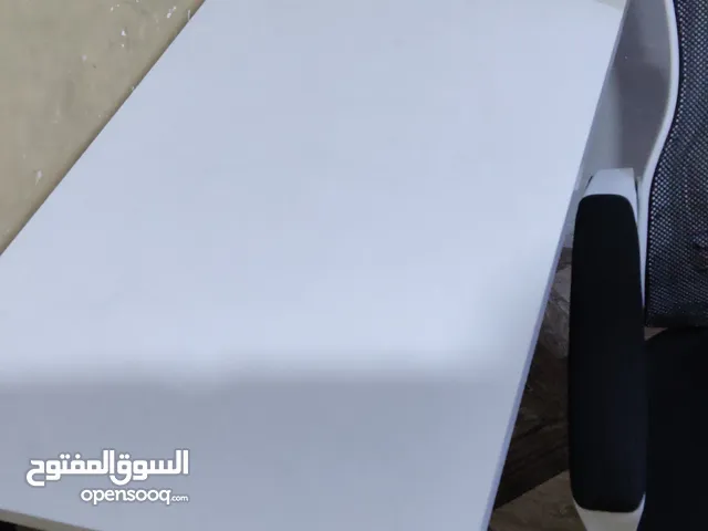 Other Chairs & Desks in Basra