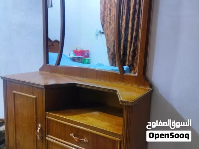 غرفه اخشاب نجاره عراقيه قويه ونجار عرف 70 سنه ماتخرب