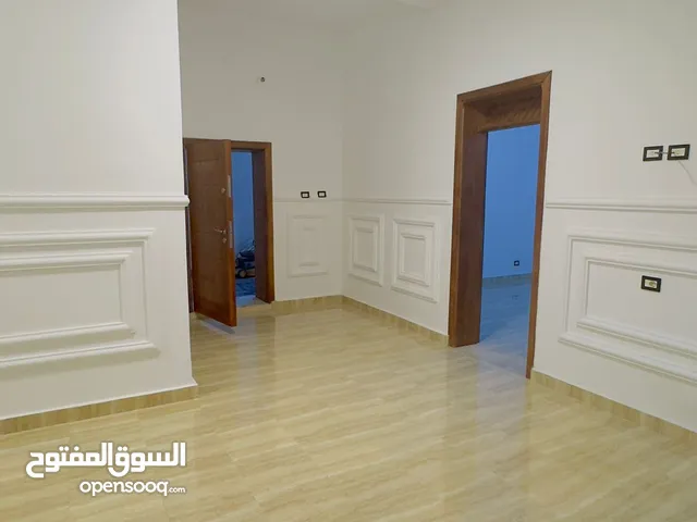 350 m2 5 Bedrooms Villa for Rent in Tripoli Hai Alandalus