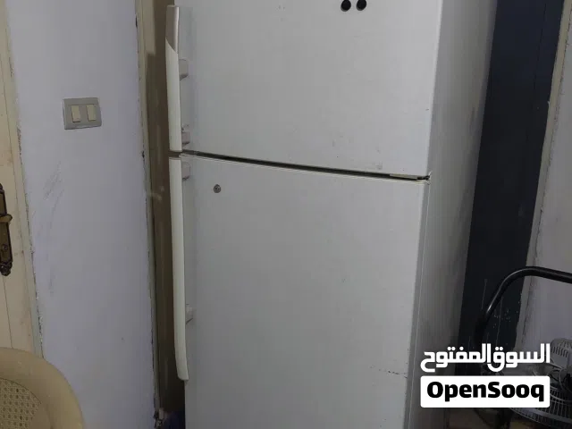 ثلاجة مستعمل