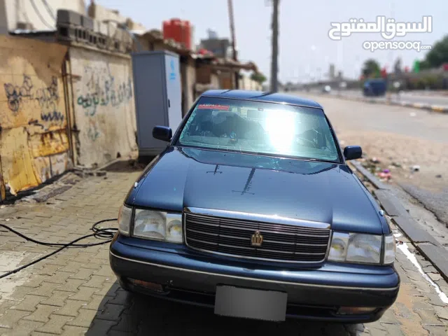 Used Toyota Crown in Basra