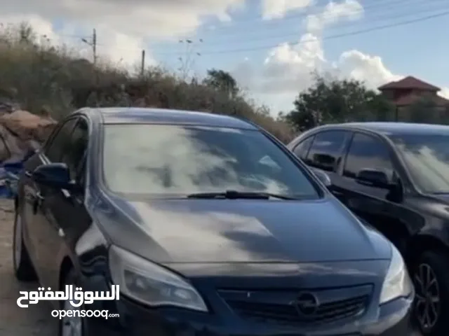 Used Opel Astra in Ramallah and Al-Bireh