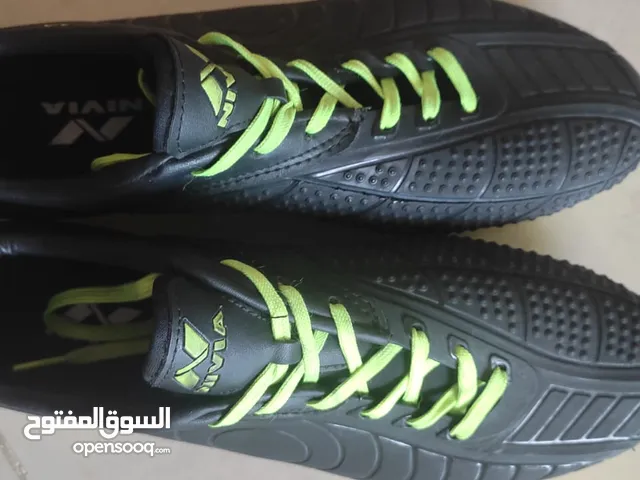Nivia dominator 2.0 football boots for sale