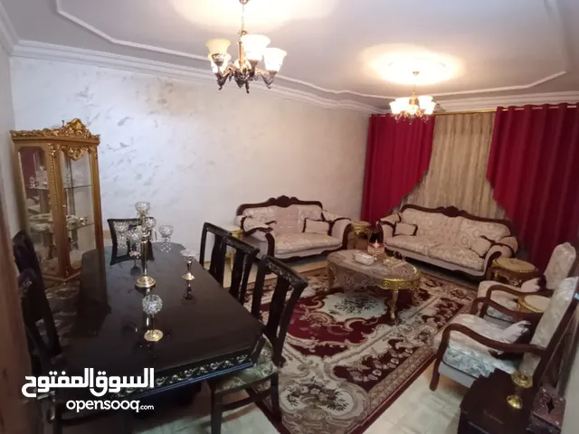 136 m2 5 Bedrooms Apartments for Sale in Zarqa Al Autostrad