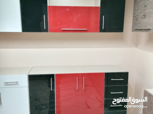 مطابخ جاهزه وعموله اكليريك تركي لامع جلوسي ضد المياه والرطوبه والحشرات والبكترياء مفصلات سوفت كلوز