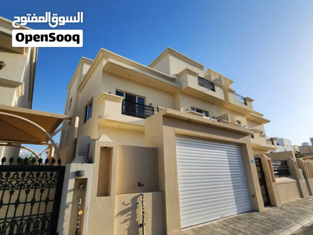448 m2 More than 6 bedrooms Villa for Sale in Muscat Al Khoud