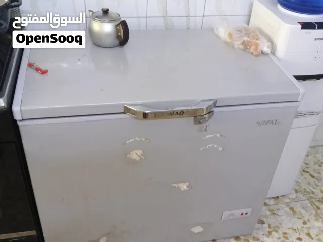 مجمده نظيفه جدآ