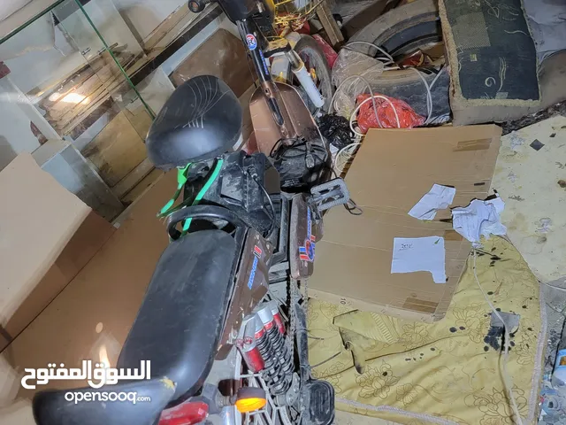 سكوتر كهربائيّ مستعمل نظيف للبيع