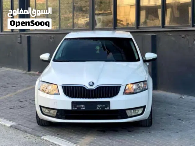 2015 سكودا اوكتافيا Standard