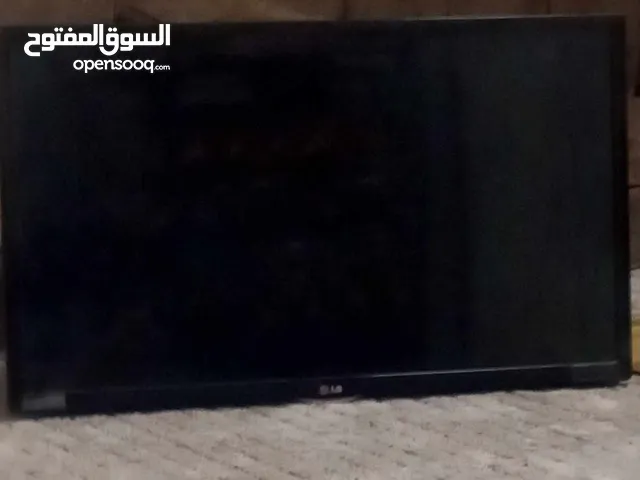 32" LG monitors for sale  in Zarqa