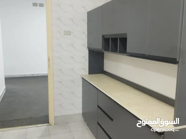 200 m2 3 Bedrooms Apartments for Rent in Tripoli Omar Al-Mukhtar Rd