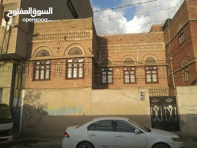 182 m2 More than 6 bedrooms Townhouse for Sale in Sana'a Al Wahdah District