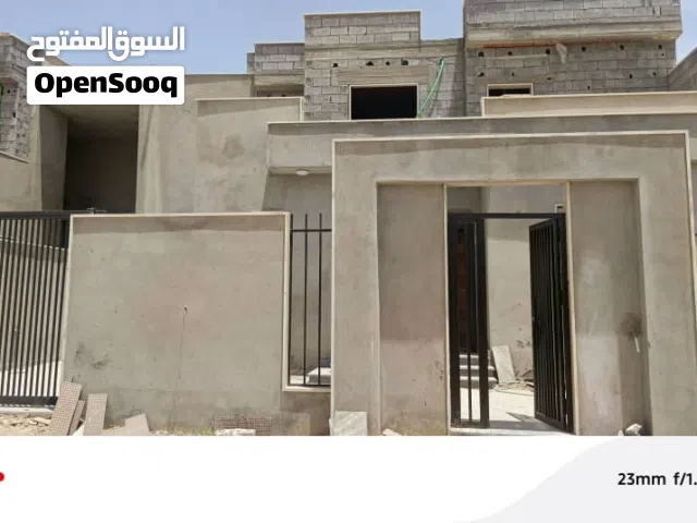 250 m2 4 Bedrooms Villa for Sale in Tripoli Al-Serraj