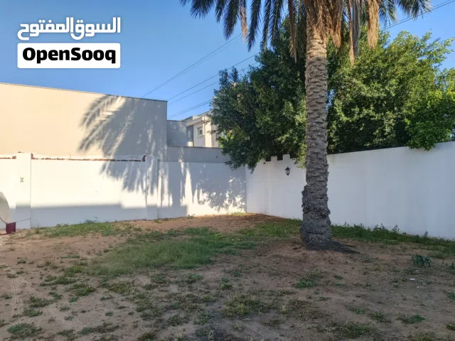 استوديو للايجار الشهري