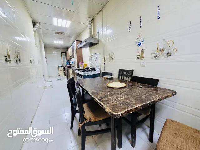 3000 ft More than 6 bedrooms Villa for Sale in Ajman Al Mwaihat