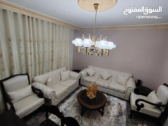 كنب غرفة ضيوف / بحالة ممتازة