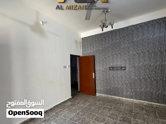 150 m2 2 Bedrooms Townhouse for Rent in Basra Mnawi Basha