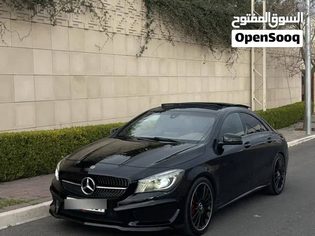 2015 مرسيدس بنز الفئة-CLA CLA 200