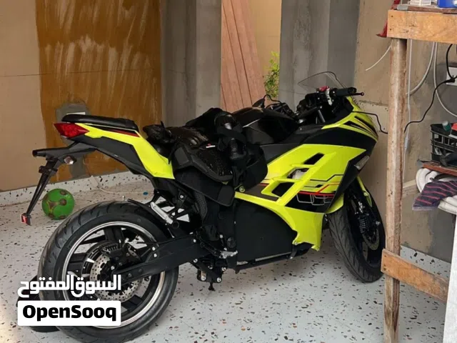 سكوتر كهربائي عالي الأداء و السرعة و القوة