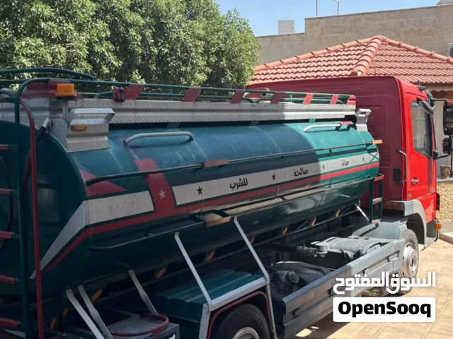 مرسيدس اتيكو 2010