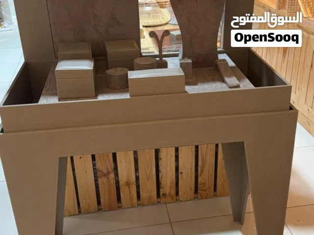 ستاند عرض مجوهرات