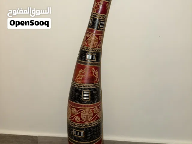 طقم فازات أفريقية منحوتة يدويًا مع عيدان ديكور طبيعية