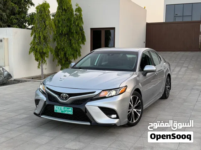2019 تويوتا كامري SE