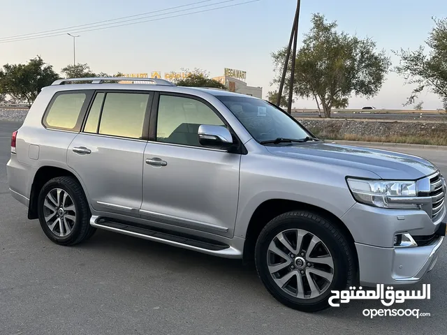 Used Toyota Land Cruiser in Al Batinah