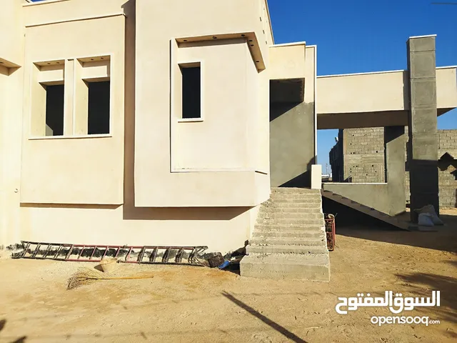 350 m2 More than 6 bedrooms Townhouse for Sale in Al Khums Other