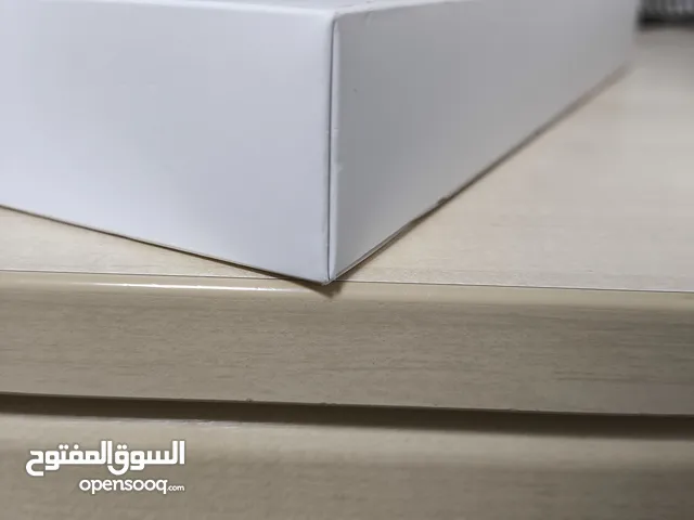 للبيع ابل واتش سيريس 9 (45mm) جديدة (شريتها قبل المقاطعة)