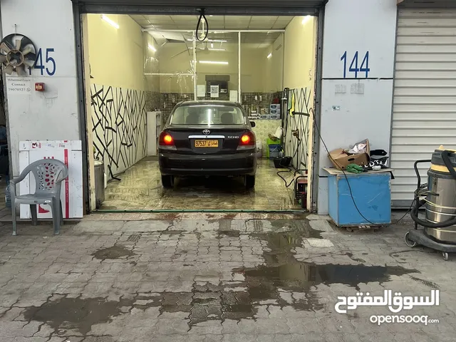 مغسلة تنظيف و تلميع السيارات للبيع