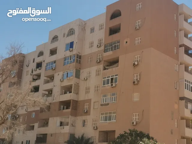 300 m2 5 Bedrooms Apartments for Rent in Tripoli Salah Al-Din