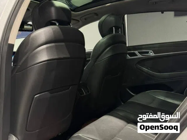 2017 جينيسيس G80