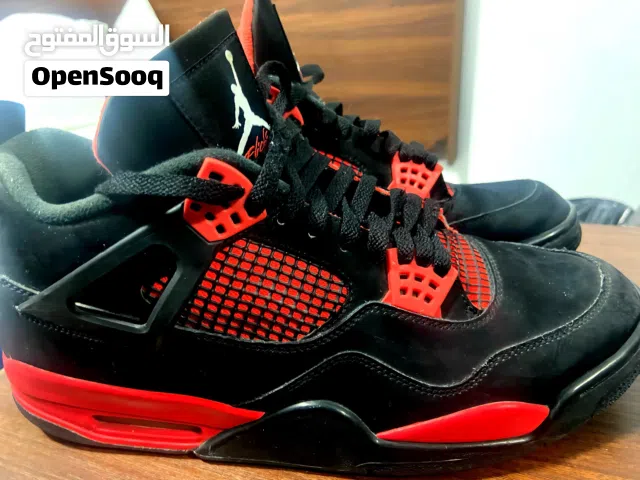 Jordan 4s Red Thunders