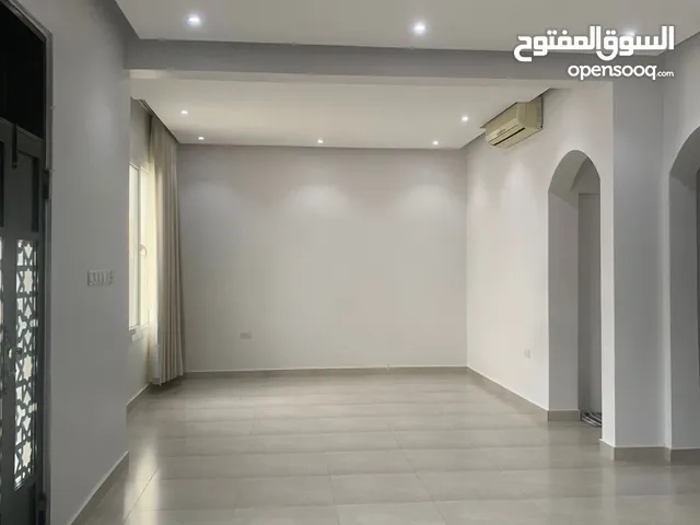 312 m2 5 Bedrooms Villa for Sale in Muscat Al Maabilah